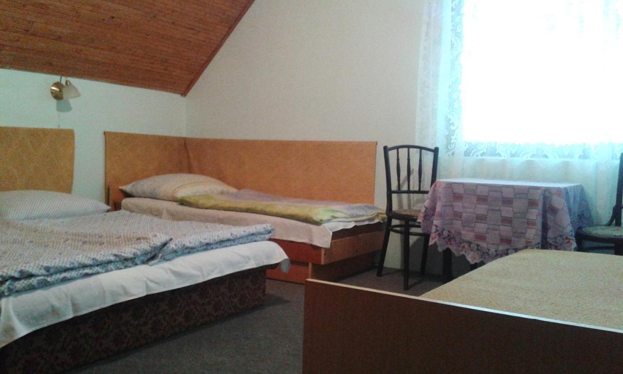 Hutter Vendeghaz Hotel Szantod Luaran gambar